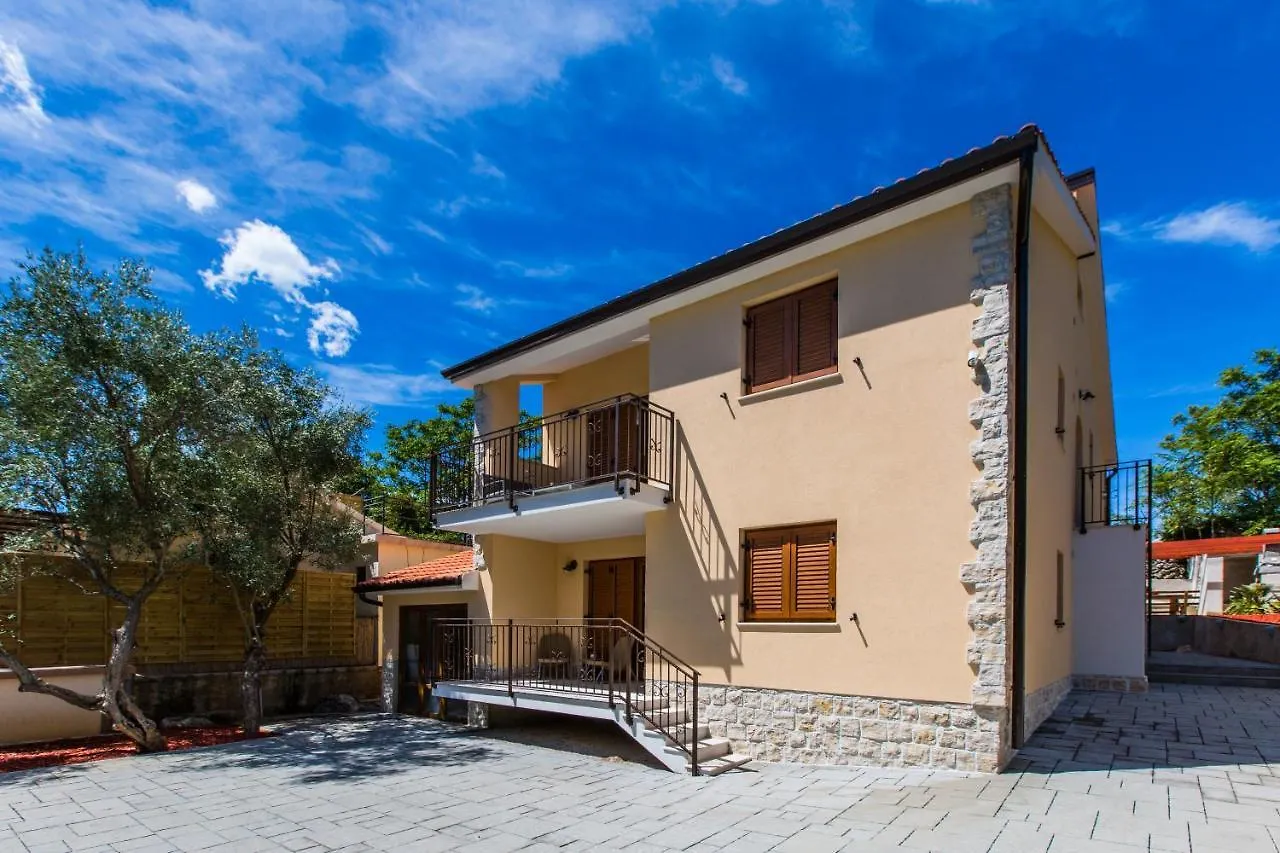 Apartments Villa Diamant With Pool & Whirlpool Cizici 0*,